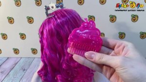 335691 Кукла YummiLand Бьянка Баблгам с набором для изготовления блеска для губ 26см с 4лет