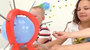 Развивающие игры. Шалун-Балун в видео про игрушки.
