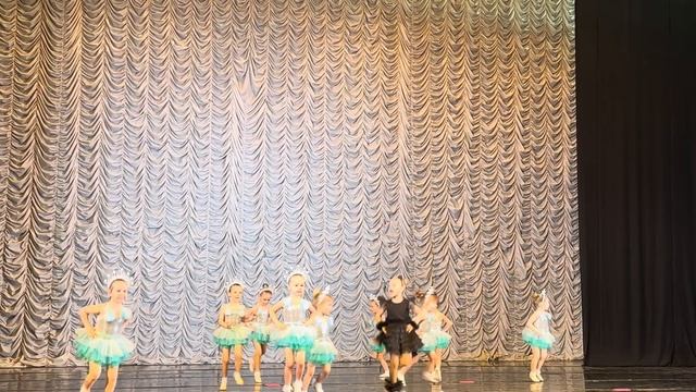 Бусинки. Выступление в ДК Прожектор 21 апреля 2024 смотреть онлайн