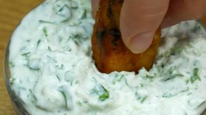 Картофельные снеки с соусом