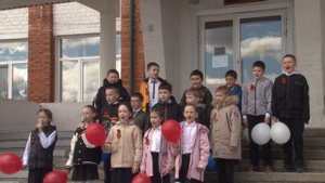 В школе №2 прошел фестиваль "Песни Великой Победы"