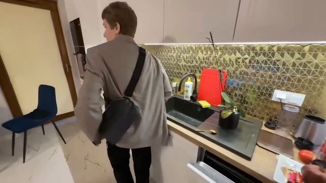 МИСТЕР БИЗНЕС ИЗВИНЯЕТСЯ ПЕРЕД МАРИЕЙ | ПРОБРАЛСЯ В ДО смотреть онлайн