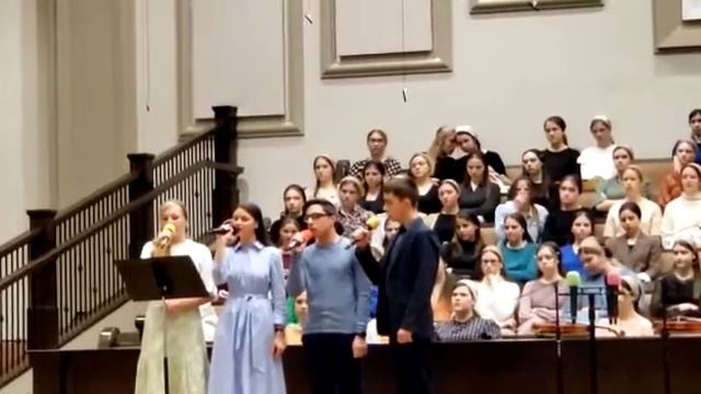 В жизни есть и трудные минуты... смотреть онлайн