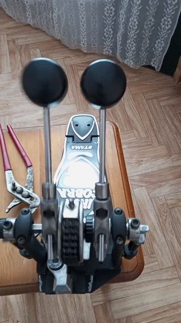 Устранил заводской люфт левой колотушки педали карда? смотреть онлайн