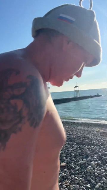 Мы в бани, 20 ноября в Сочи, море 15 🌡 смотреть онлайн