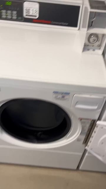 Как использовать стиральную и сушильную машину в США? смотреть онлайн