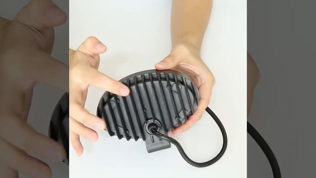 Прожектор автомобильный Led 24W с 8 светодиодами, Spot Beam 2400 смотреть онлайн