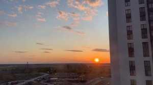 Впечатляющий закат в конце дня