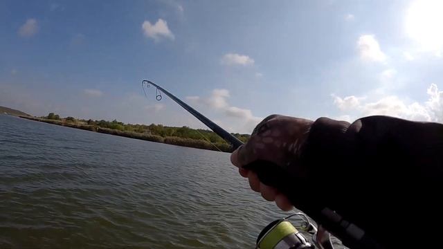 НОВИНКА. Cпінінг Azura XP! ЯК ЗНАЙТИ РИБУ? РИБАЛКА на спінн? смотреть онлайн