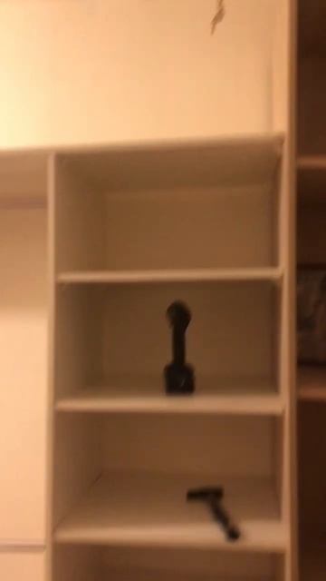 Закончили собирать гардеробную и гладильную . Положил смотреть онлайн