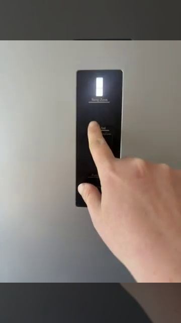 мигают камеры холодильников на дисплее и пищит, внутр? смотреть онлайн