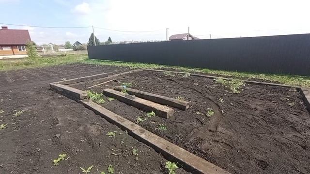 Постройка сарая. Начало