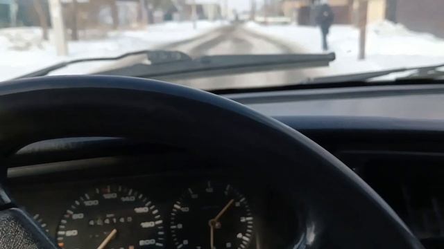 Volkswagen Passat b3 1.8 моновпрыск плохой запуск, дерганье при у смотреть онлайн