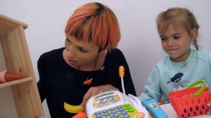 Игрушки в магазине Капуки Кануки. Развивающее видео.