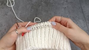 Как связать красивый фиксированный отворот на шапочке резинкой 1/1