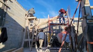 Монтаж опалубки ригелей