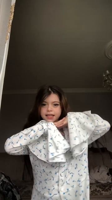 Как Быть буду показывать лицо￼ смотреть онлайн