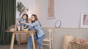 6950811-hd_1920_1080_25fps