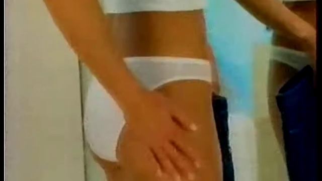 Реклама Nivea Bath Care Упрогость кожи. Массаж-гель. 2005 год. смотреть онлайн