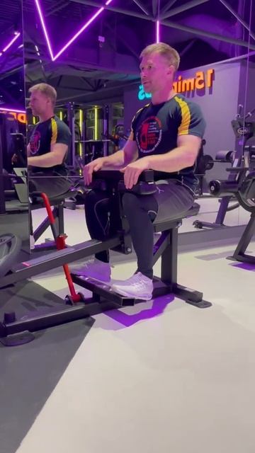 Ноги.Икры сидя в тренажере смотреть онлайн