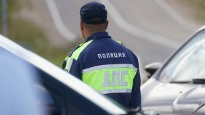 Водитель без прав на Lexus устроил гонки с ДПС и перелетел через перекоп