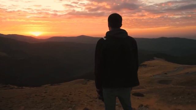 ХАЛАТИК СКРЫВАЛ ЛИПКИЙ СЮРПРИЗ. Истории из жизни. Ауди смотреть онлайн