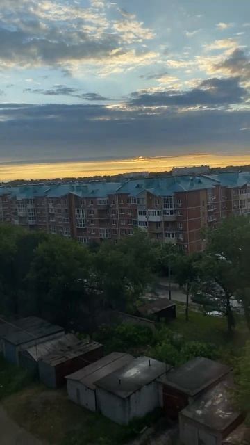 Каждый день небо разное 23 июля 2024 6 час. утра Хабаровск смотреть онлайн