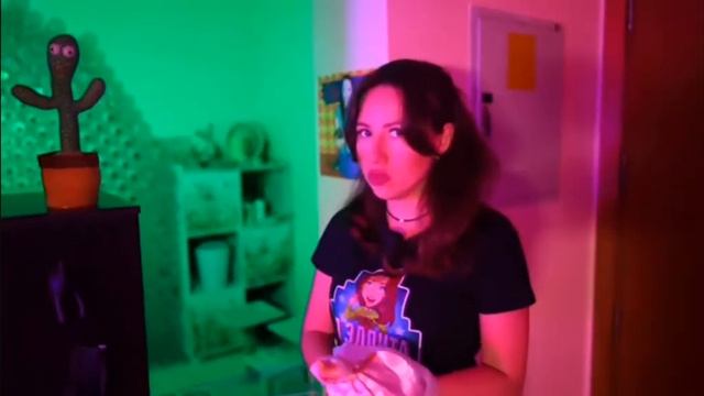 СЕРБСКАЯ ЛЕДИ ОТОРВАЛА ГОЛОВУ КУКЛЕ НОЧЬЮ|Элли Ди Мис? смотреть онлайн