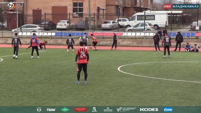 Малаканка - Пятнашка / Обзор 13 тура турнира 8х8 / ЛФЛ Владикавказ смотреть онлайн