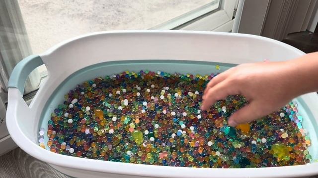 Find cars under the balloons. Найди много машин. #cars #play #game #playwithkid #car смотреть онлайн