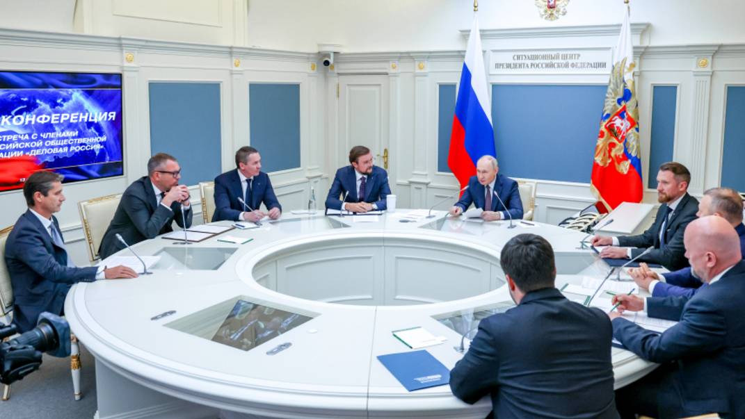 СВО и западные бренды: о чем Путин говорил на встрече с «Деловой Россией»