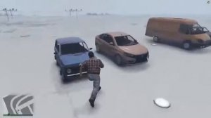 РАЗРУШАЕМ РУССКИЕ АВТОМОБИЛИ О КАНИСТРУ С БЕНЗИНОМ В ?