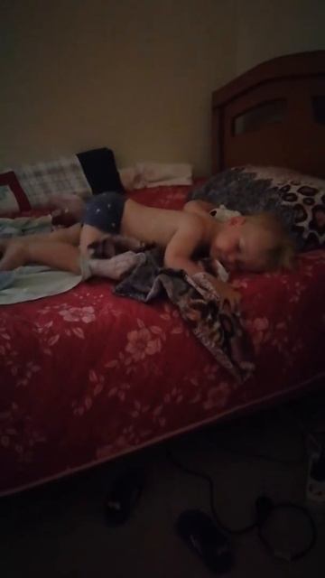 Как ложиться спать малыш который уже хочет спать очен? смотреть онлайн