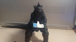 Годзилла просит  лайков и подписок :﹤❤️