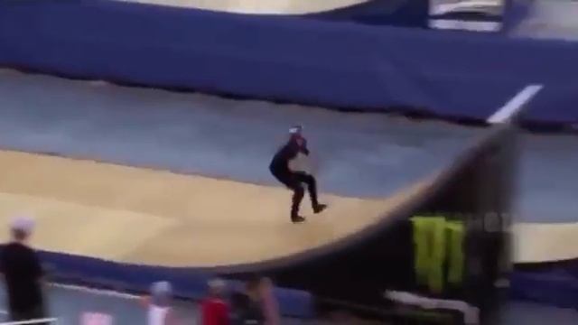 Никому нельзя верить 🤪 смотреть онлайн