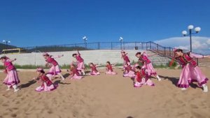 Монгольский танец Биелгэ на Байкале