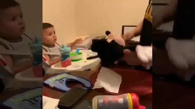 Как заставить ребёнка кушать.