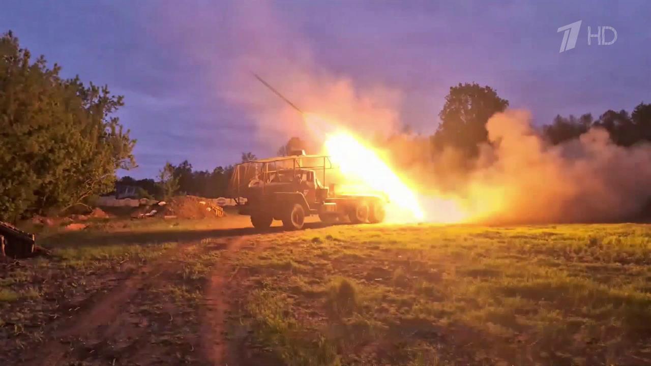 Десятки взрывов прогремели на военных заводах Украины