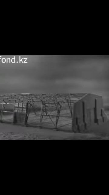 Собранные рамы, торцовая стена, монтаж прогонов, пол з? смотреть онлайн