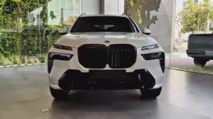 BMW X7 2025 обзор