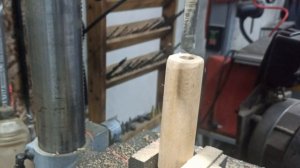 Самоделка которую не нужно покупать проще сделать самому, польза от неё как на даче так и в гараже.