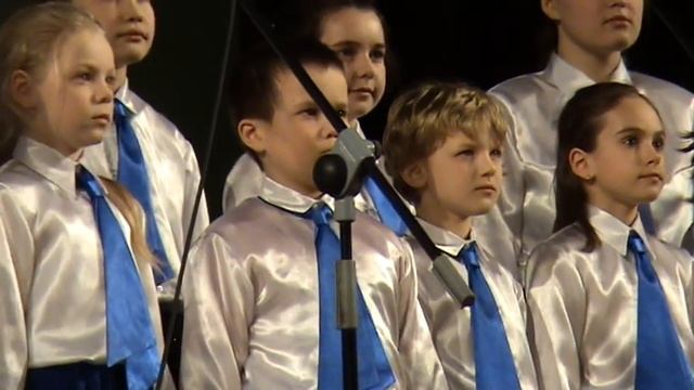 Хоровое выступление Астры, Звезды, Андрея, Марии и Его? смотреть онлайн
