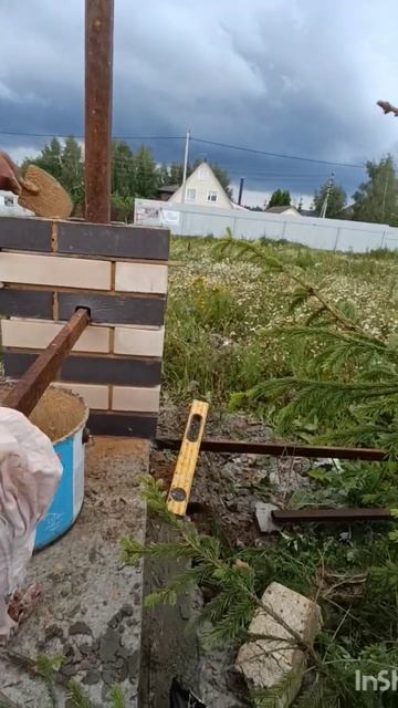 Кирпичные столбы. смотреть онлайн