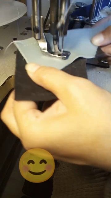 Легендарная рукавная машинка с окантовывателем PFAFF 335- смотреть онлайн