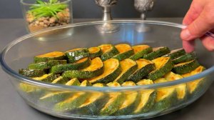 Объедение! Кабачки с сыром в духовке, простой рецепт. Как приготовить вкусные кабачки в духовке