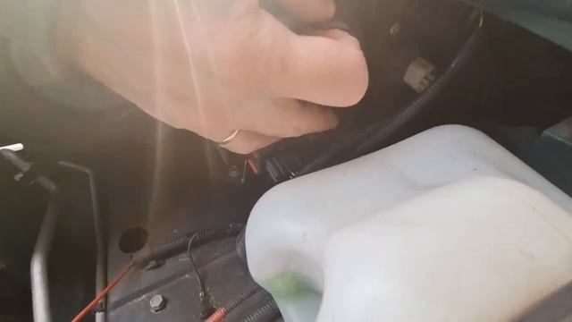 Нива Тревел. Замена ламп дальнего света Н1 на LED лампы. смотреть онлайн