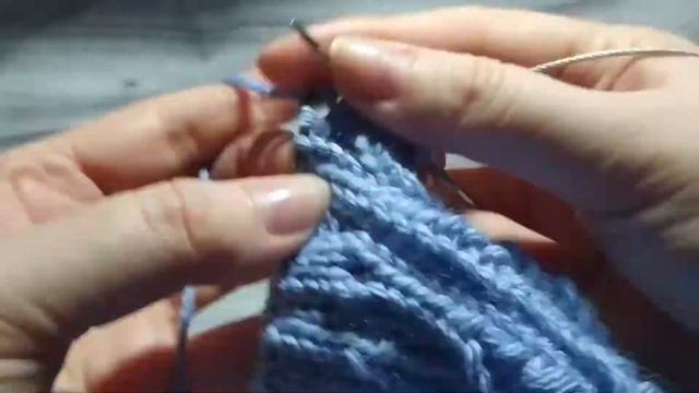 Шапка с узором спущенные петли спицами (пряжа Gazzal XL baby Wool) смотреть онлайн