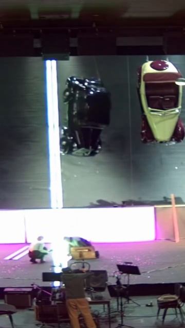 Будущее наступило, летающие машины #театр #работа #спе? смотреть онлайн