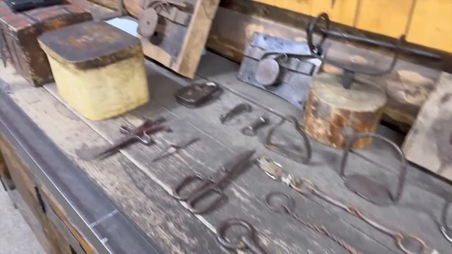 В поисках Деда Мороза: Ошеломляющее путешествие в Вел?