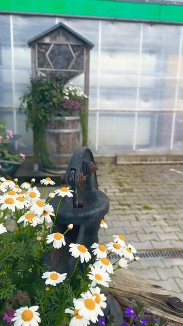 Бочка с цветами, как элемент декора сада 🌟Garten 🌟Dekoideen смотреть онлайн